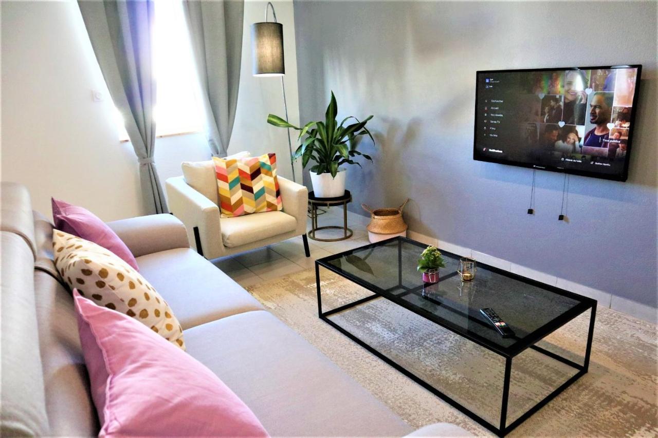 5 Mn Zenith Grande Halle Auvergne,Pied De Gergovie,Garage,Netflix Romagnat Exterior foto